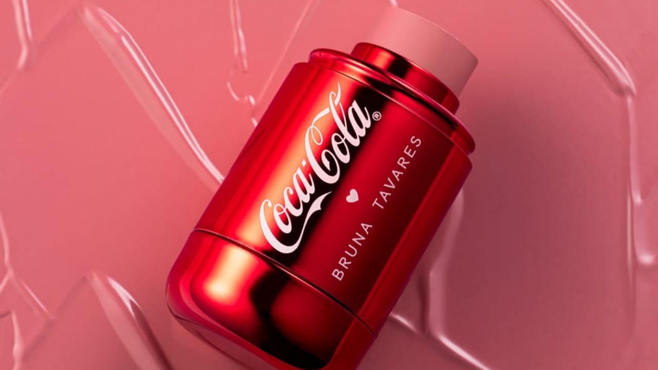 Bruna Tavares e Coca-Cola lançam collab inédita de maquiagem