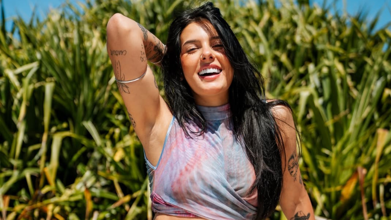 Ana Castela reage a comentário nas redes sociais após término com Zé Felipe