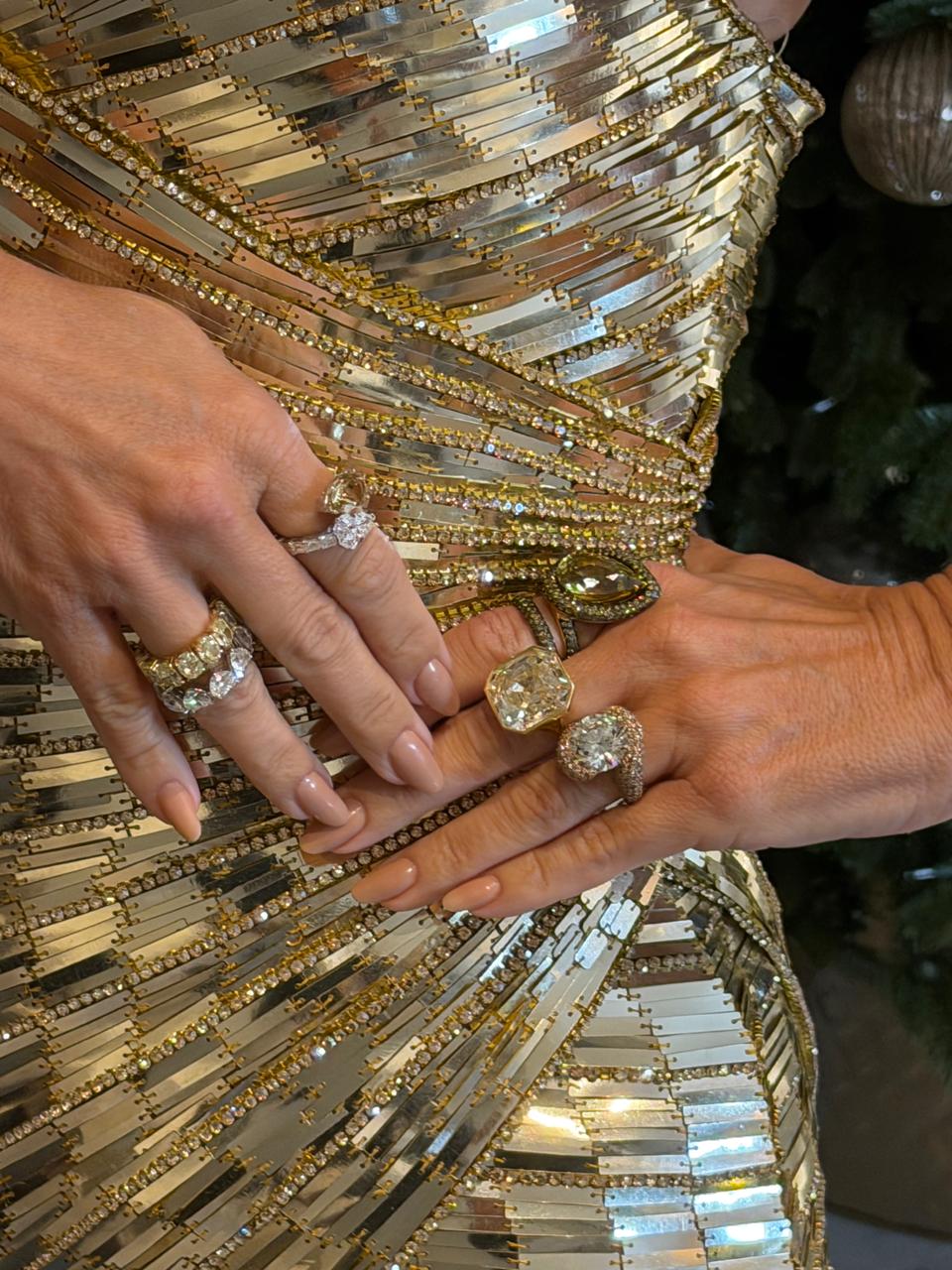 O verão 2026 sob o olhar das fashionistas brasileiras a partir de suas escolhas para o Ano Novo O verão 2026 sob o olhar das fashionistas brasileiras a partir de suas escolhas para o Ano Novo