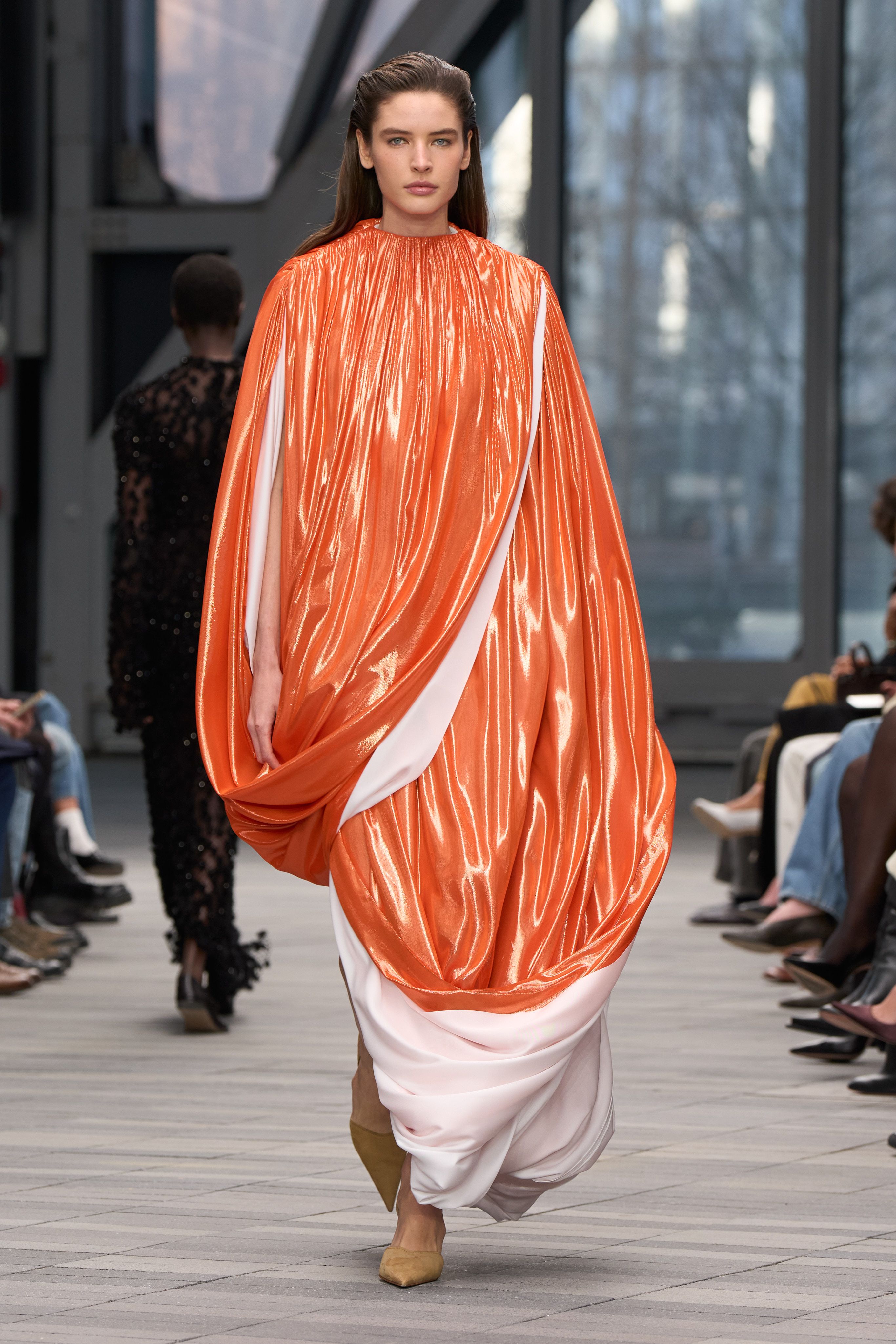 Calvin Klein Collection por Veronica Leoni, Desfile Fall 2026, apresentado em Nova York