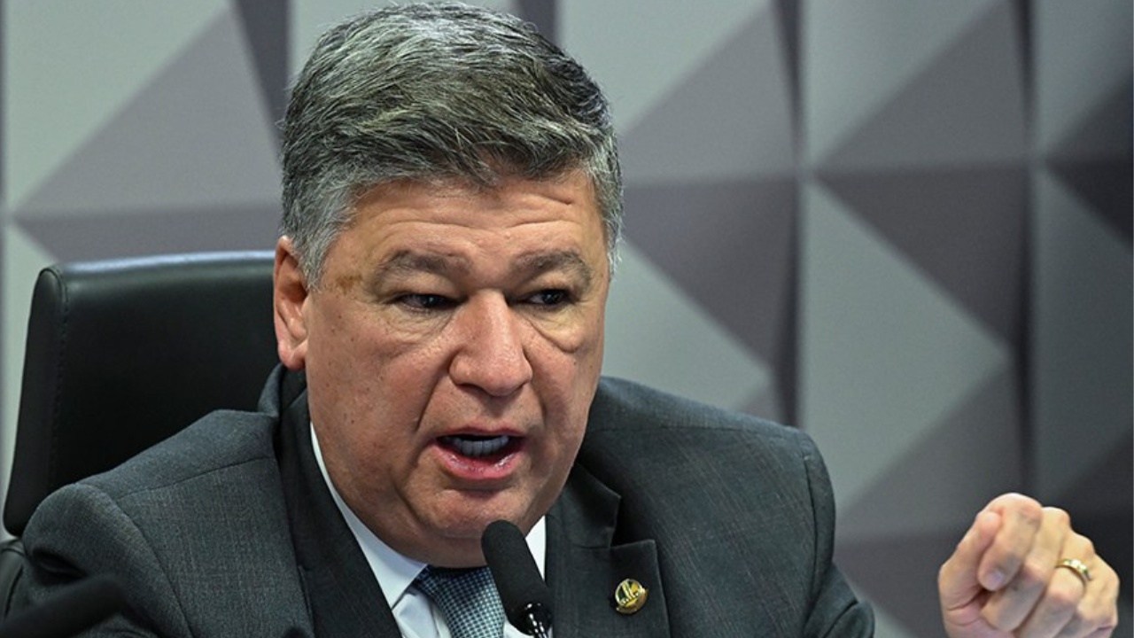Presidente da CPMI do INSS quer ouvir Vorcaro presencialmente e descarta depoimento fechado