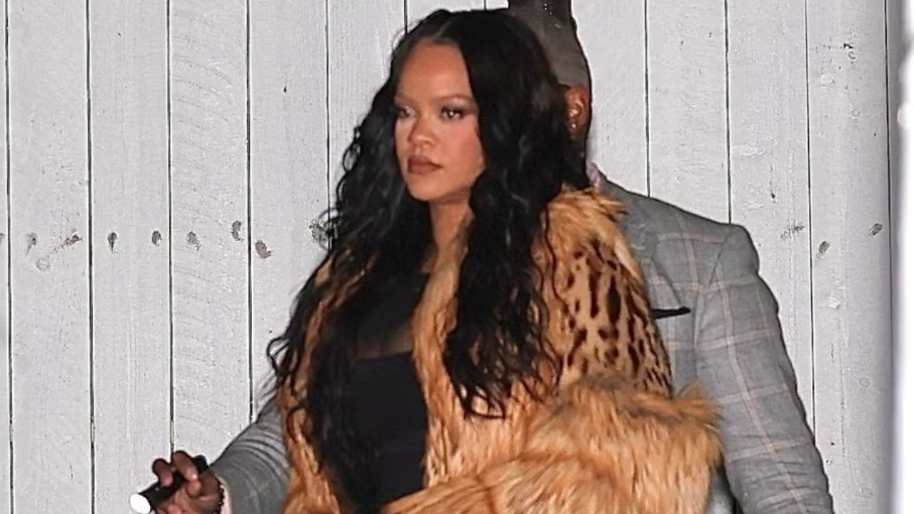 Rihanna se destaca com casaco Gucci em festa de aniversário