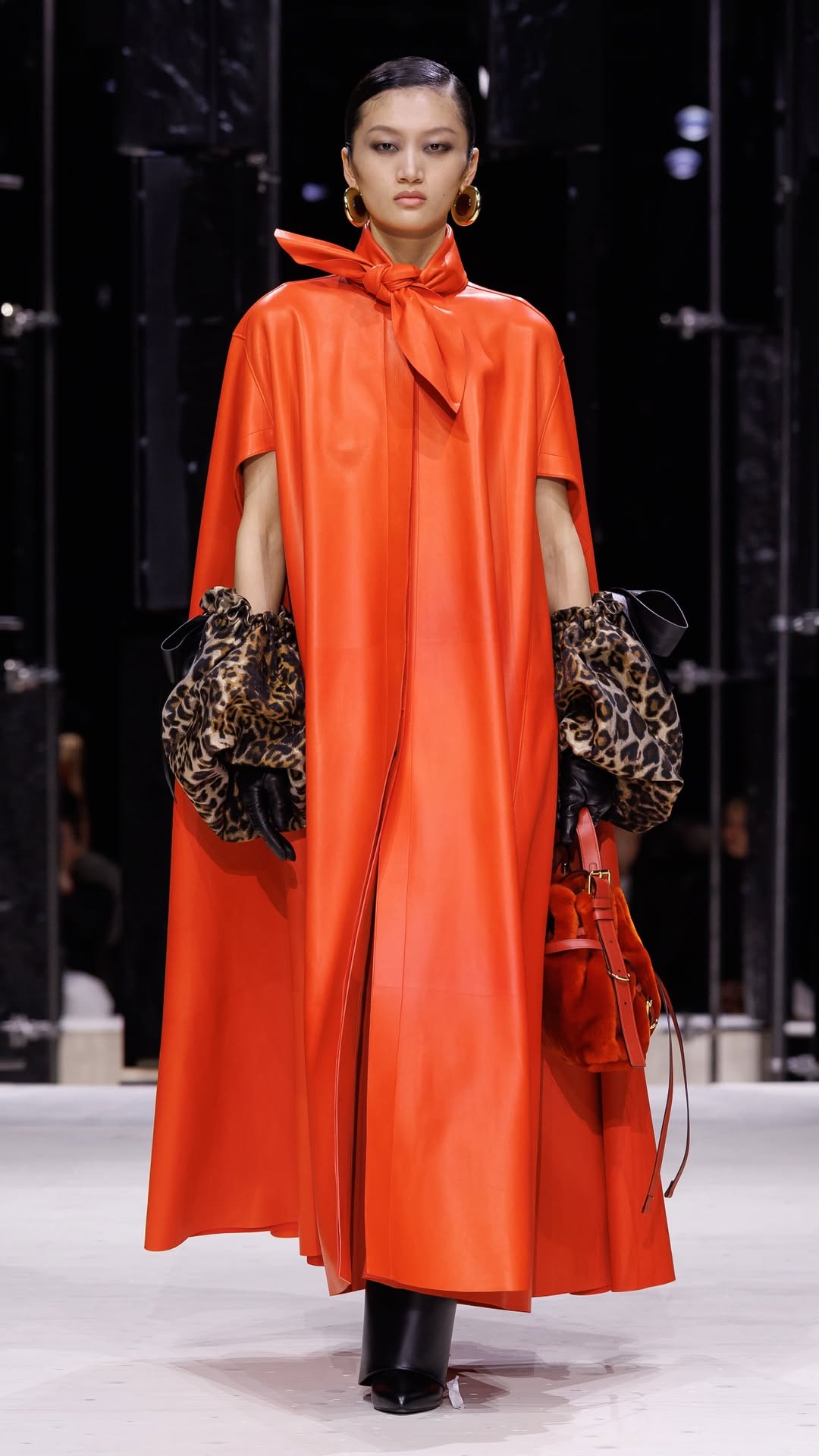 Givenchy celebra a pluralidade feminina na Semana de Moda de Paris