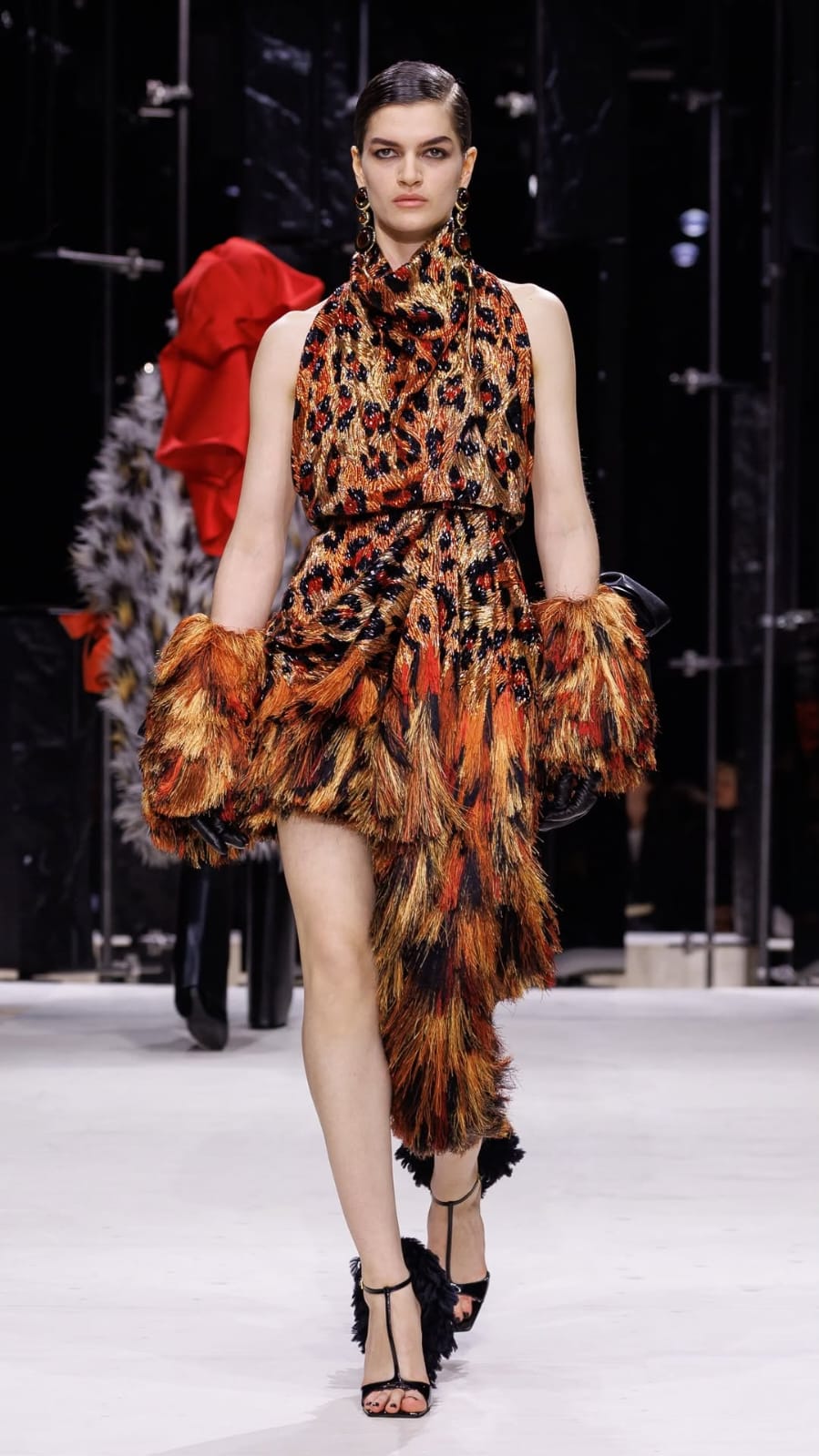 Givenchy celebra a pluralidade feminina na Semana de Moda de Paris