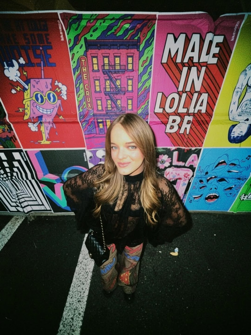Rafa Justus de transparência, influenciadora Paula Saric vestida de Sabrina Carpenter, Karla Felmanas e as besties: veja os looks das celebridades no primeiro dia de Lollapalooza Rafa Justus de transparência, influenciadora Paula Saric vestida de Sabrina Carpenter, Karla Felmanas e as besties: veja os looks das celebridades no primeiro dia de Lollapalooza