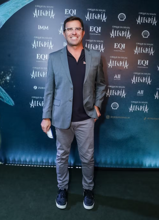 Cirque du Soleil reúne famosos em première de espetáculo em São Paulo; veja fotos Cirque du Soleil reúne famosos em première de espetáculo em São Paulo; veja fotos