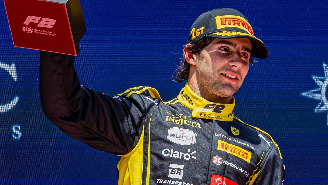 Rafael Câmara anda com carro da Ferrari e mira testes na Haas