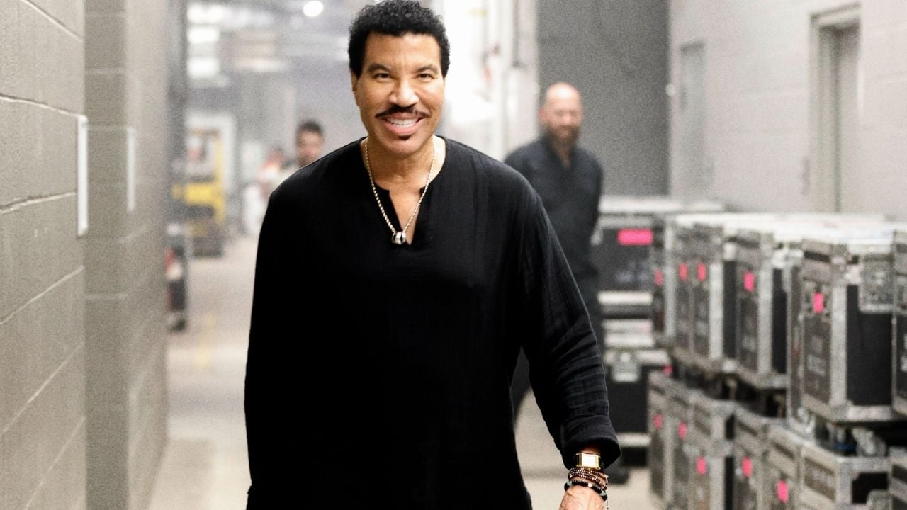 Lionel Richie é internado após show e vai para a UTI, diz site