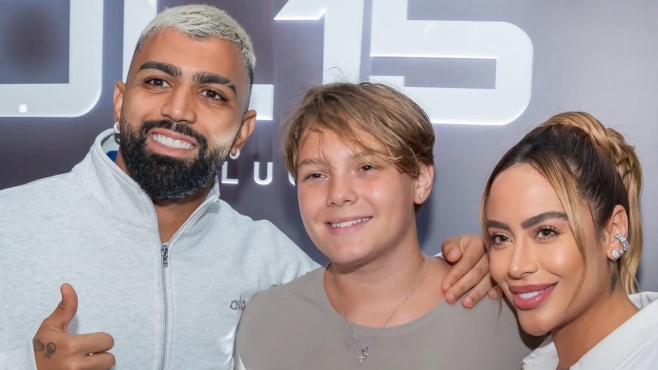 Em clique raro, irmã de Neymar rompe afastamento das redes e surge com Gabigol e Davi Lucca