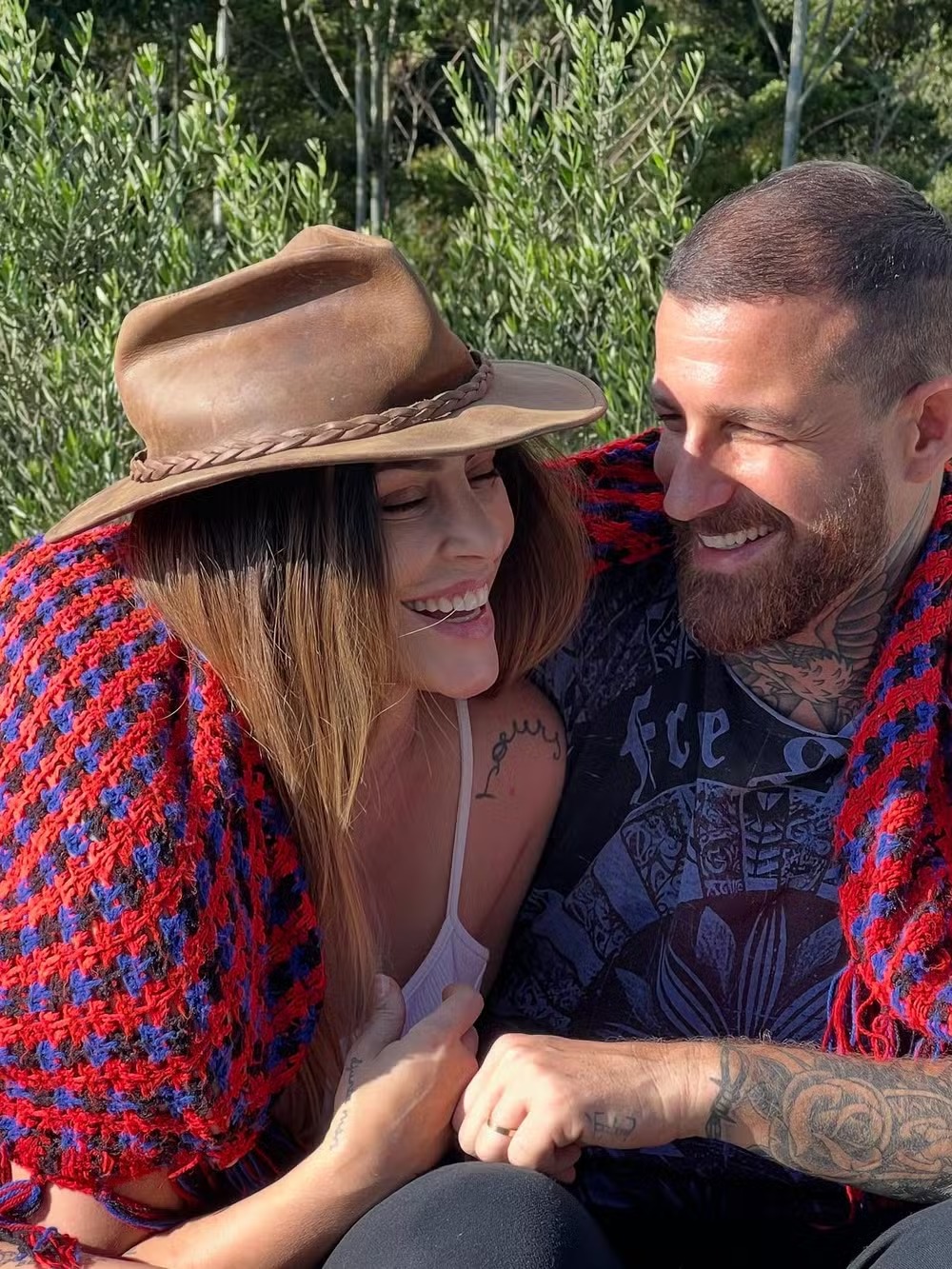 Cleo revela detalhes da vida no sítio ao lado do marido e destaca rotina tranquila Cleo revela detalhes da vida no sítio ao lado do marido e destaca rotina tranquila
