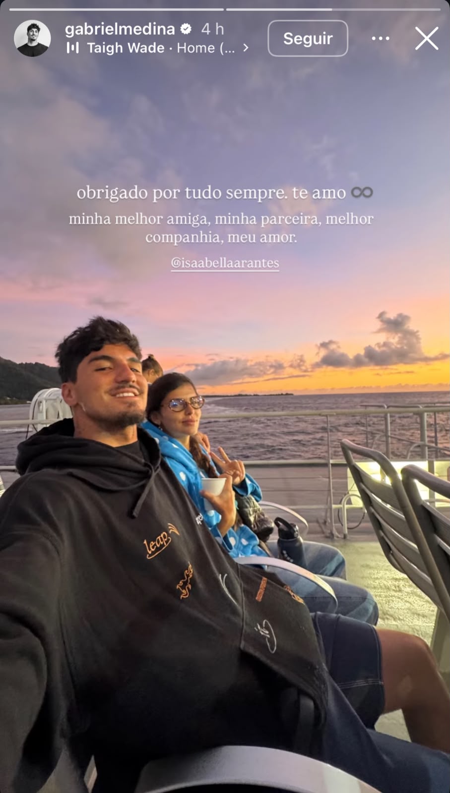 Gabriel Medina faz declaração a Isabella Arantes em lua de mel: 'Minha companheira'