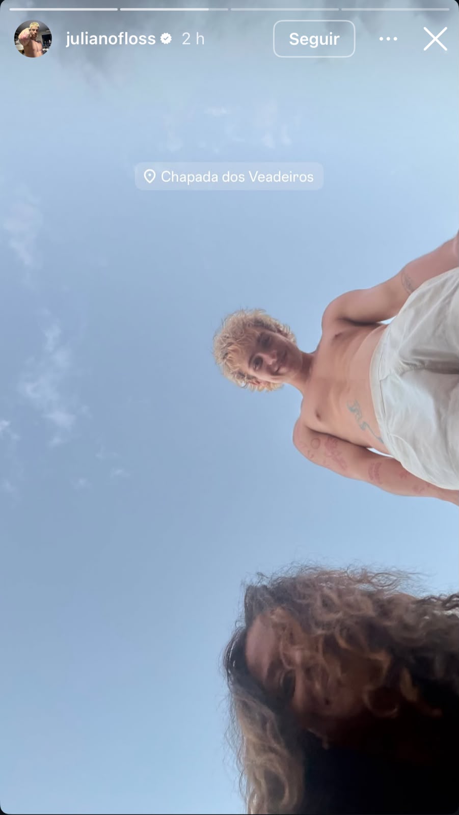 Juliano Floss compartilha fotos da Chapada dos Veadeiros com acompanhante não identificada
