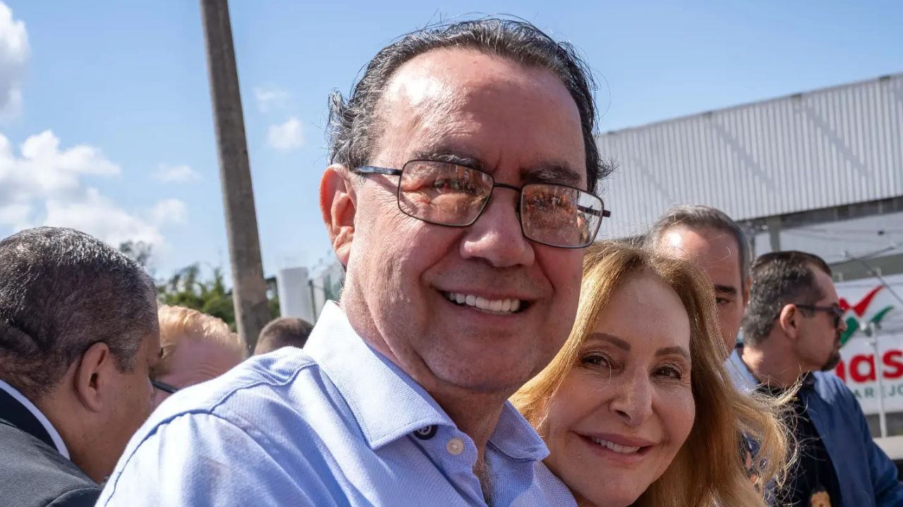 Cury propõe comissão para analisar anistia a Bolsonaro e reforma do STF