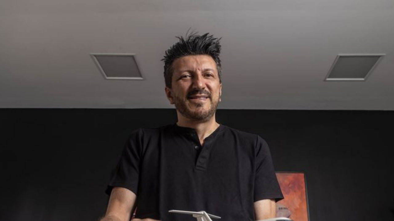 Lito Sousa, influenciador que está tratando uma doença rara | Reprodução / Pinterest / @sosacofe
