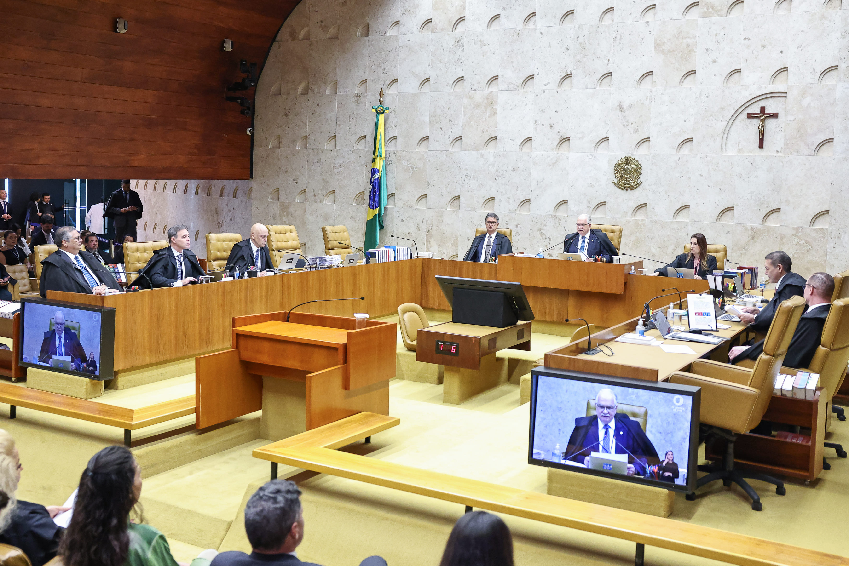Mendonça e Moraes evitam polêmica em primeiro encontro público após crise sobre Vorcaro; confira os registros