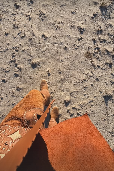 Suposto affair de Anitta, Danilo Mesquita exibe shape durante viagem à Chapada Diamantina