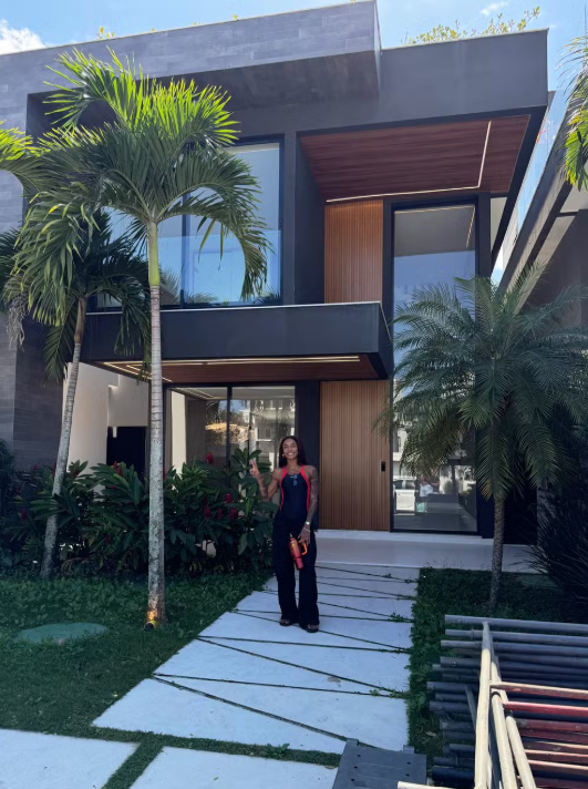Patrícia Ramos revela patrimônio com 6 imóveis e mostra mansão de luxo no Rio