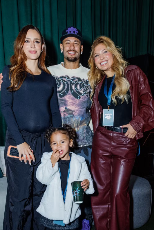 Rafaella Santos e Gabigol fazem rara aparição juntos em São Paulo