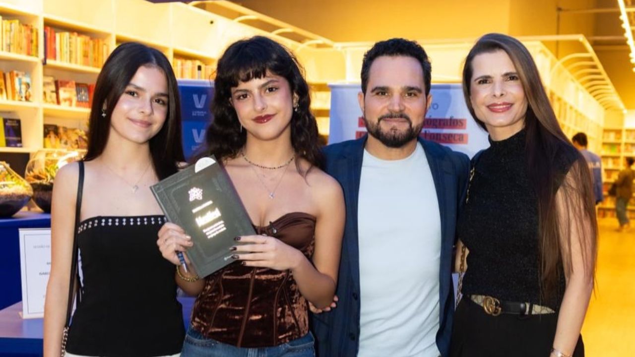 Luciano Camargo e família | Reprodução/Instagram/@camargoluciano