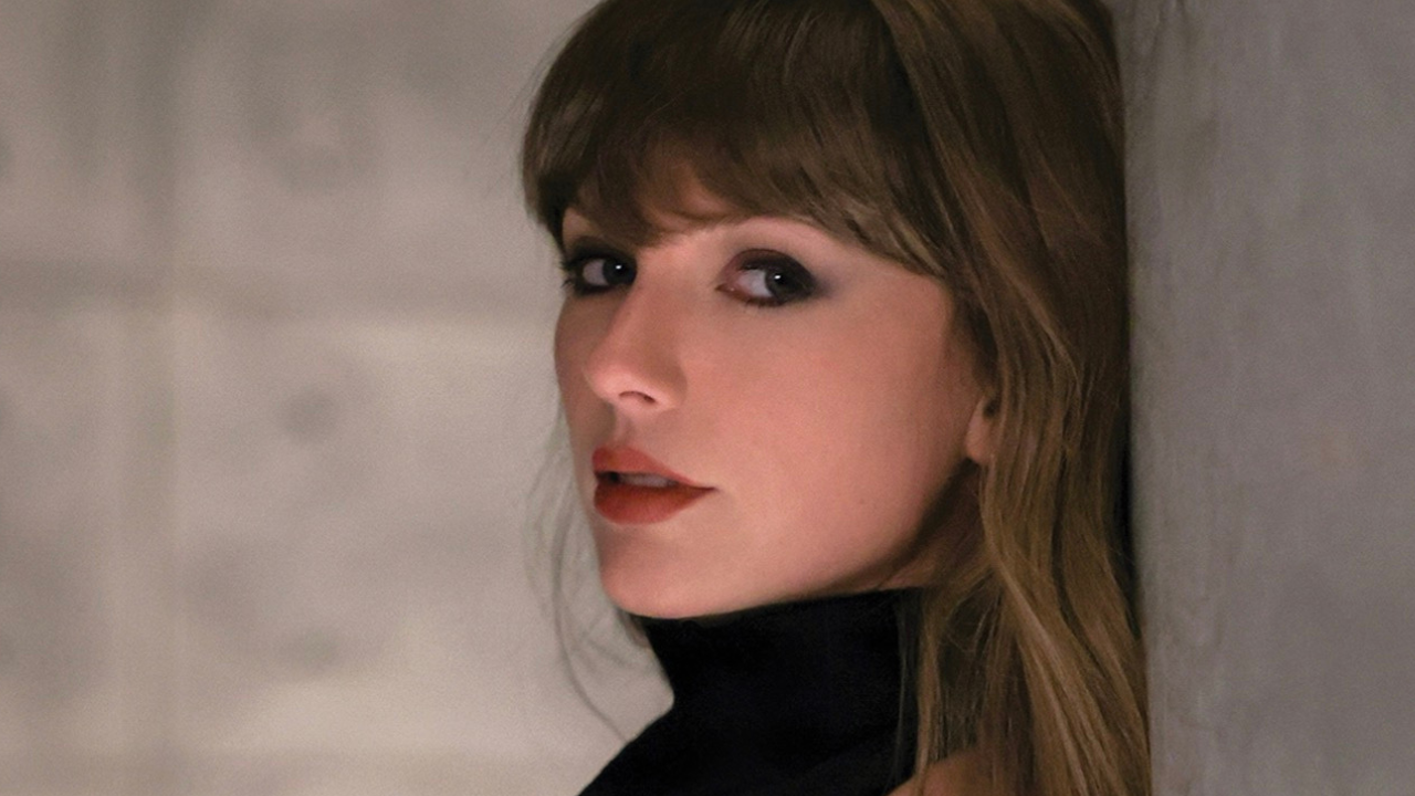 Taylor Swift divide opiniões após lançar versão deluxe de novo álbum