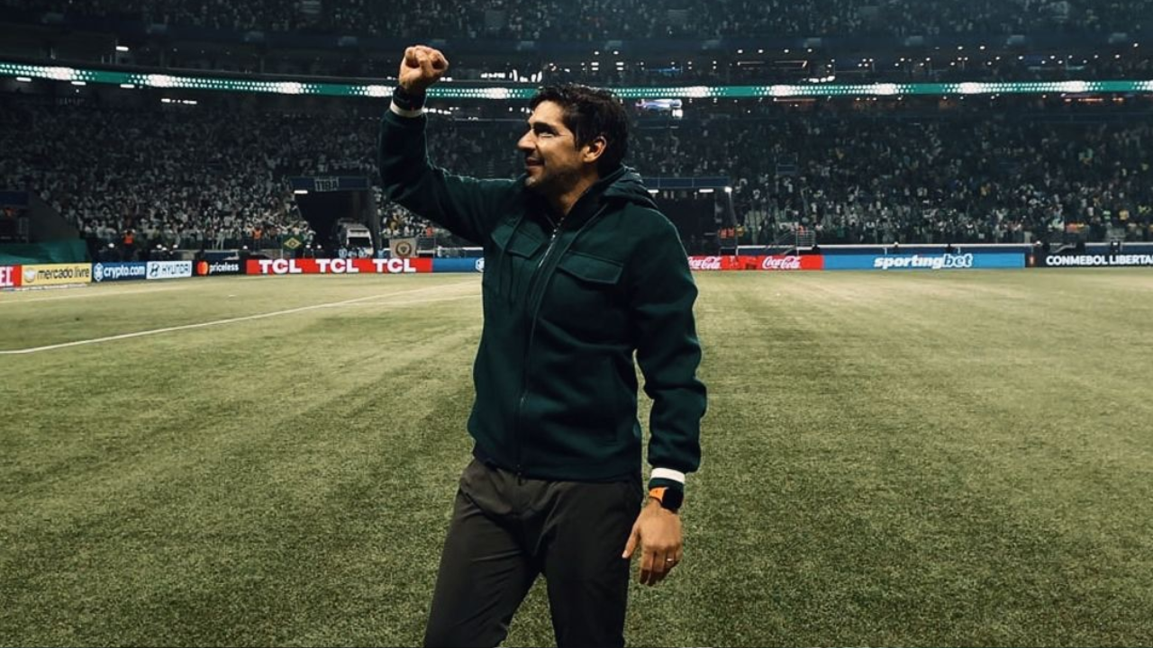 Jornal aponta Abel Ferreira como favorito no Sporting
