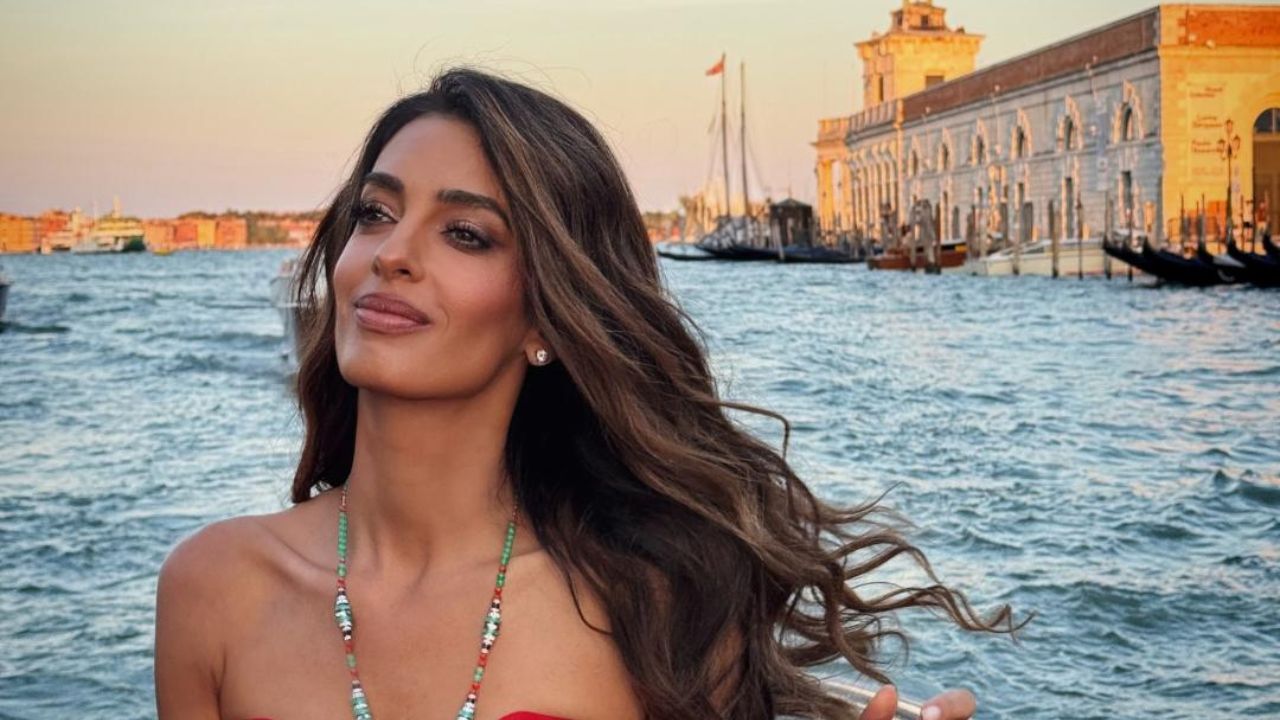 Amal Clooney esbanja elegância com produção em alfaiataria