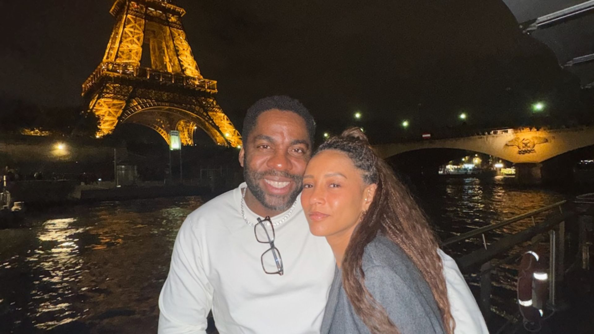 Lázaro Ramos celebra aniversário de casamento longe da esposa e comove a web com mensagem romântica