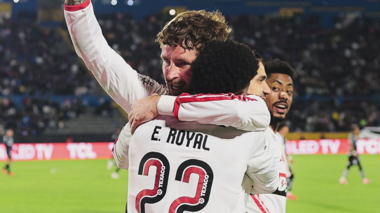 Jornal ‘As’ enaltece Flamengo após vitória no Equador