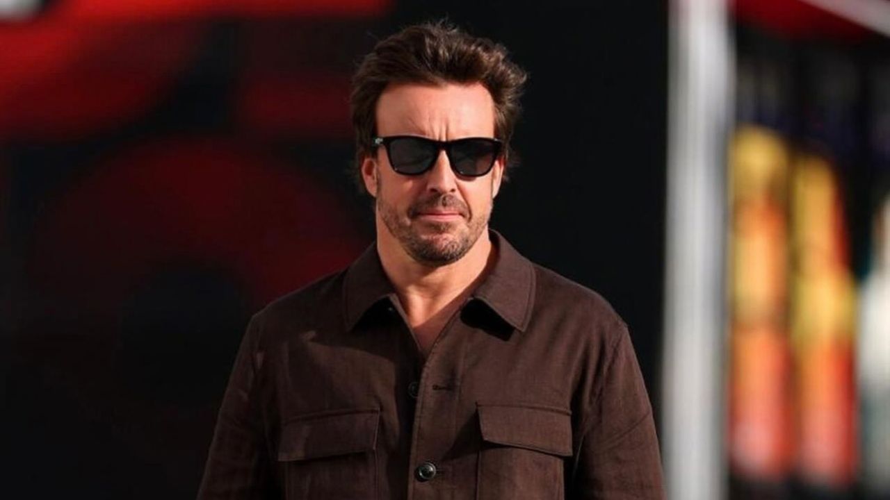 Fernando Alonso é visto guiando Bugatti milionário em Mônaco