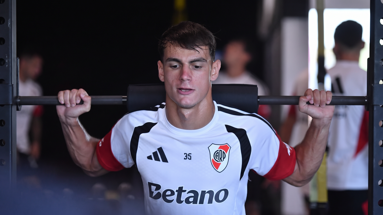 Flamengo se Anima com Freitas, seu novo reforço