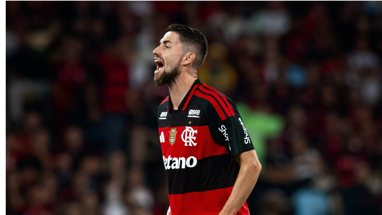 Volante do Flamengo, Jorginho, deve voltar a atuar na Seleção Italiana
