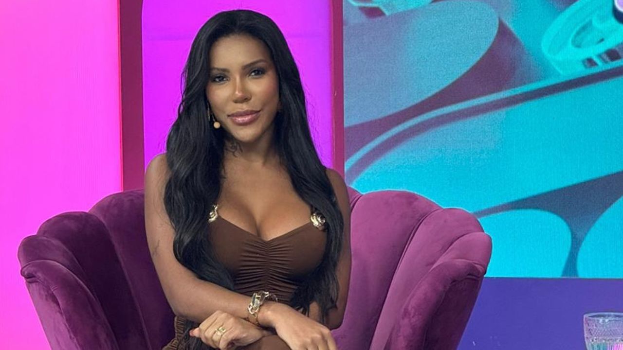 SBT anuncia saída de Carol Lekker do “Fofocalizando” após reclamação sobre salário