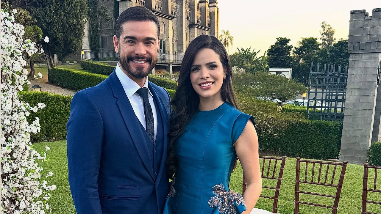 Sidney Sampaio anuncia sexo do segundo filho em chá revelação