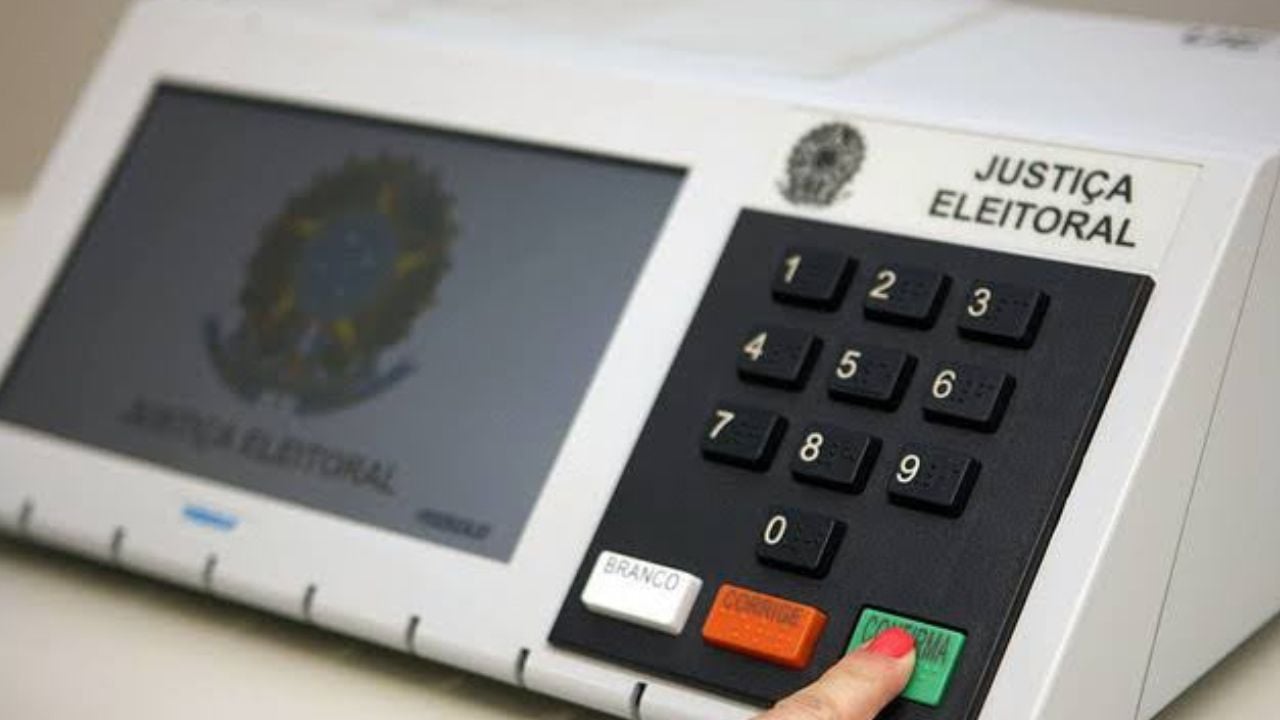 Intenção de voto nas redes: veja o que influenciadores podem divulgar segundo o TSE