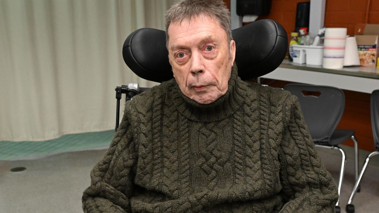 Tim Curry | Reprodução/Instagram/@officialtimcurry