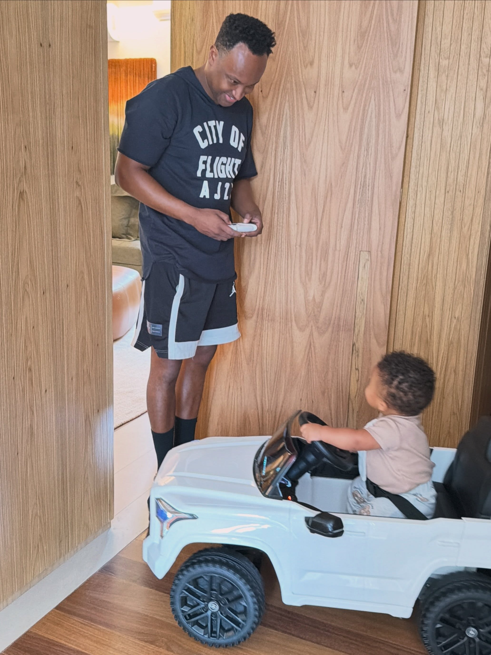 Thiaguinho celebra 1 ano do filho Bento com fotos inéditas e declaração emocionante Thiaguinho celebra 1 ano do filho Bento com fotos inéditas e declaração emocionante