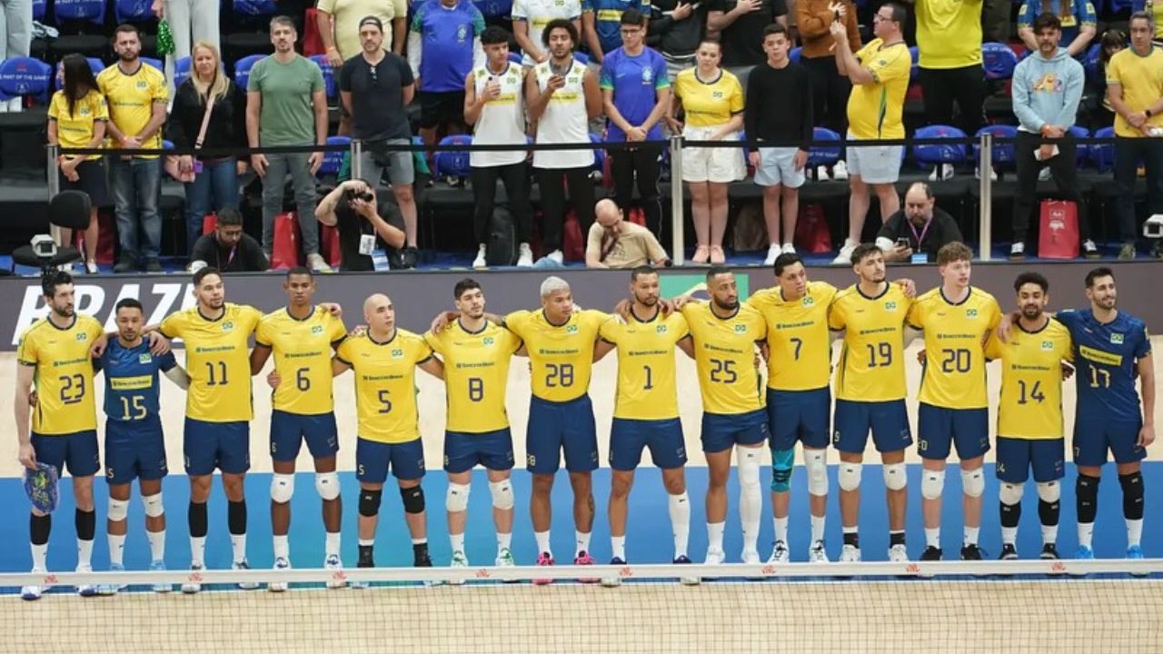 Brasil vence Argentina e garante vaga olímpica no vôlei masculino