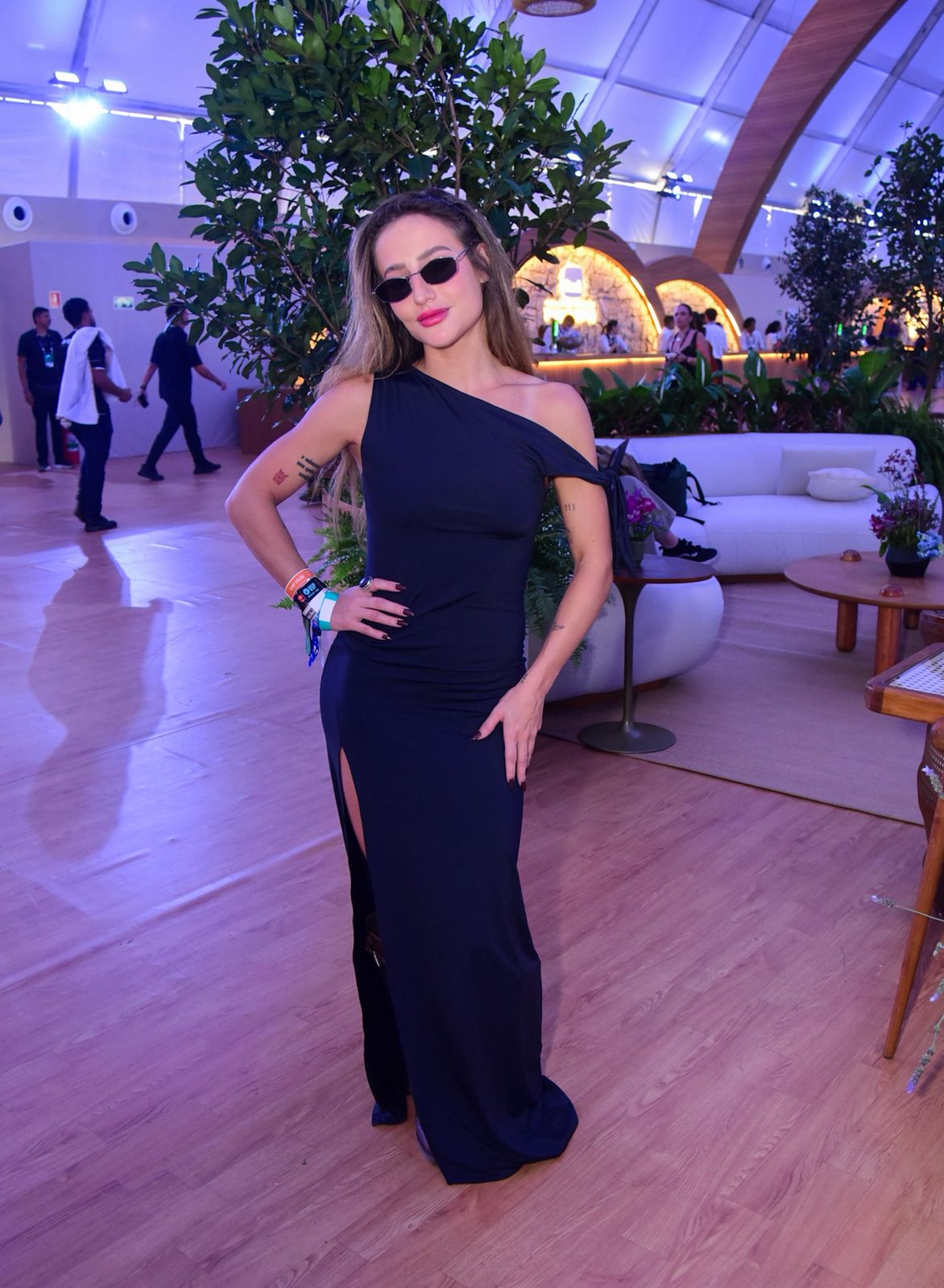 Rock in Rio 2026: famosos apostam em looks estilosos no primeiro dia do festival
