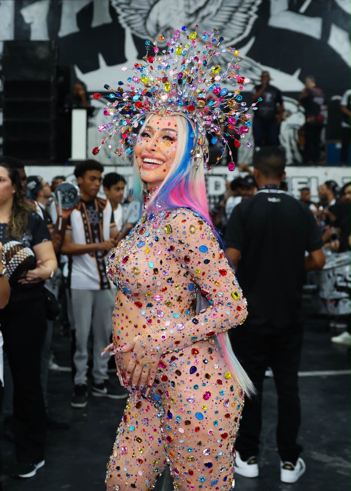Grávida, Sabrina Sato dá início à preparação para o Carnaval 2027 e revela planos para os desfiles