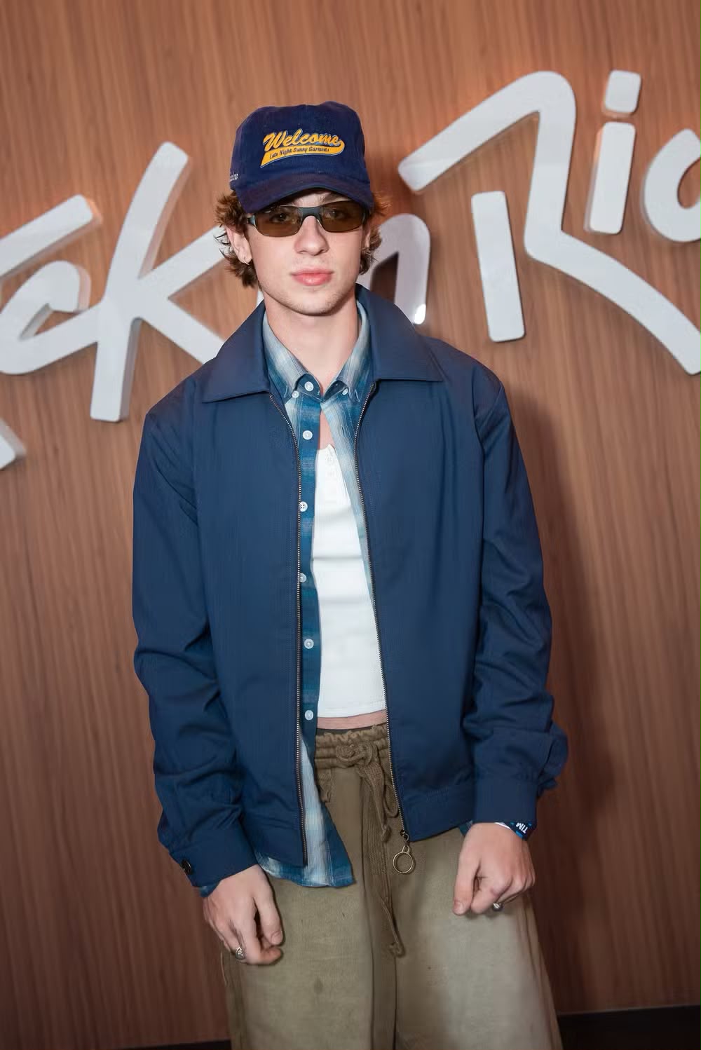 Juliano Floss chega solteiro ao Rock in Rio e brinca sobre coração “frio”: “Beber para esquentar” Juliano Floss chega solteiro ao Rock in Rio e brinca sobre coração “frio”: “Beber para esquentar”