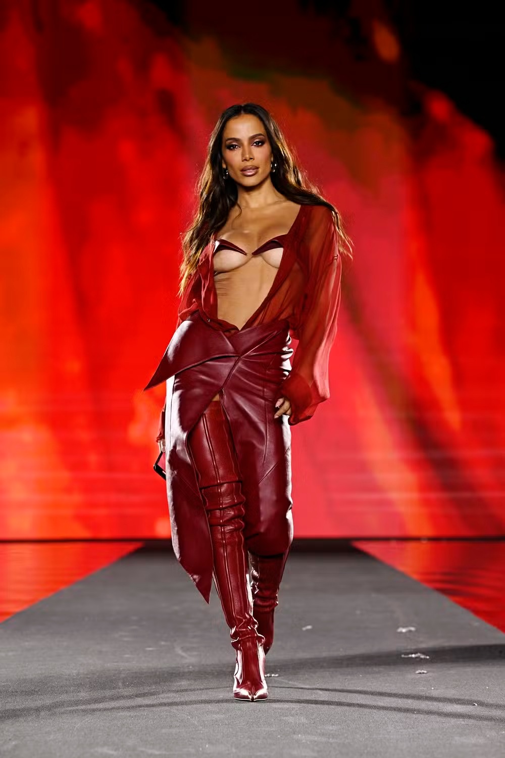 Anitta, Taís Araujo, Liniker e Bella Campos ganham destaque e desfilaram na Semana de Moda de Paris Anitta, Taís Araujo, Liniker e Bella Campos ganham destaque e desfilaram na Semana de Moda de Paris