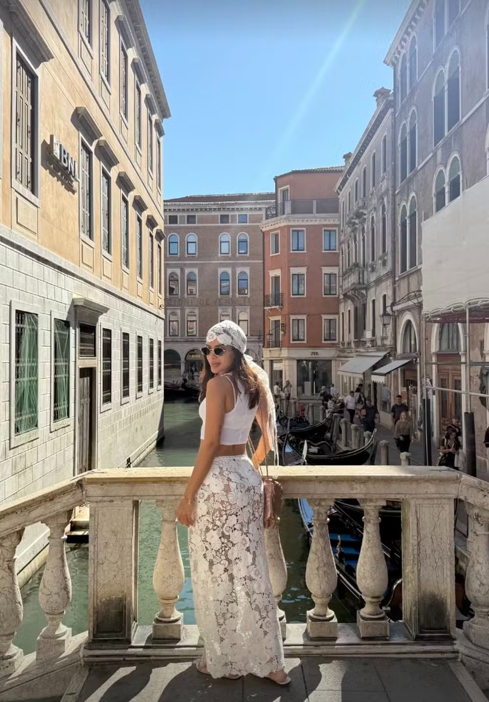 Anitta aproveita início das férias em Veneza ao lado da mãe e compartilha registros da viagem; veja fotos