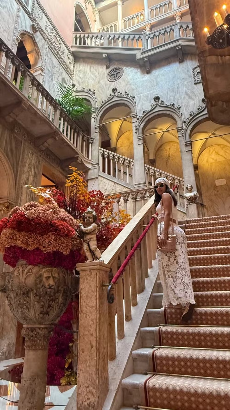 Anitta aproveita início das férias em Veneza ao lado da mãe e compartilha registros da viagem; veja fotos