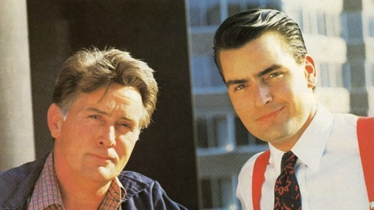 Charlie e Martin Sheen viverão pai e filho em nova série de comédia