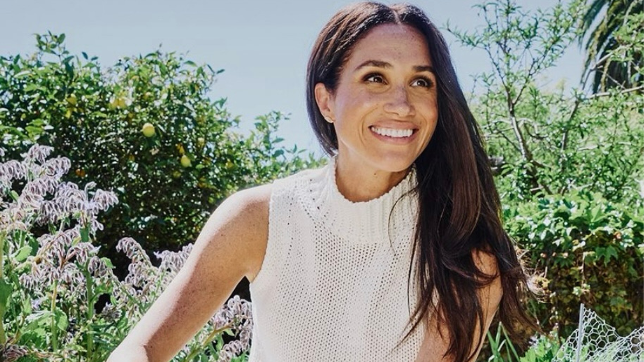 Meghan Markle se manifesta com foto fofa após suposta decisão de Charles sobre retorno à Família Real