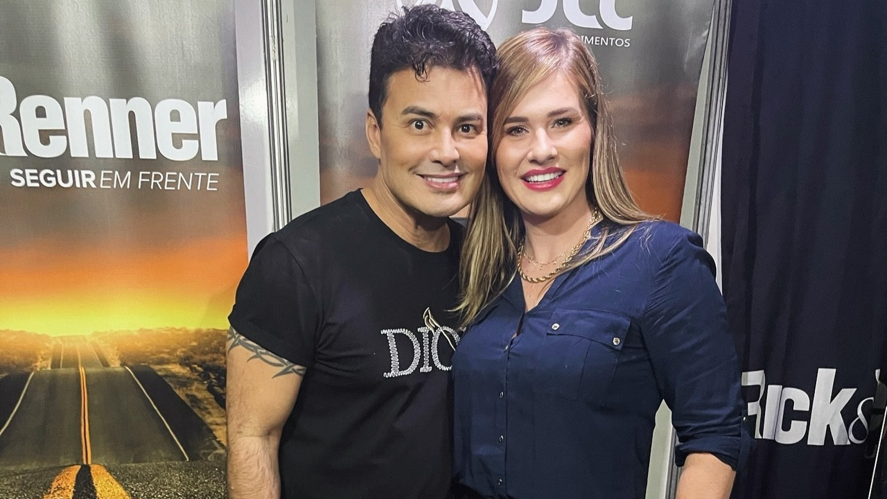 Esposa de Renner expõe sofrimento do cantor após morte de Rick e se declara: “Eu acredito em você”
