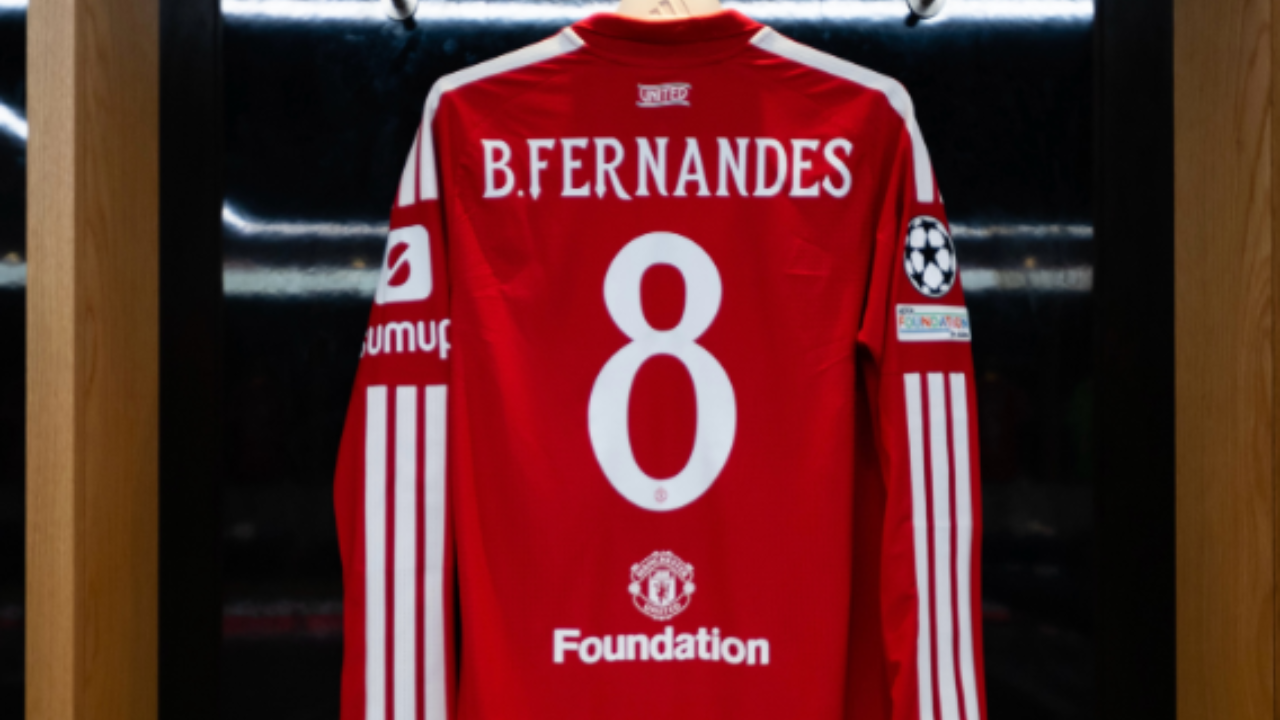 Manchester United vende grama e tem 7º prejuízo seguido
