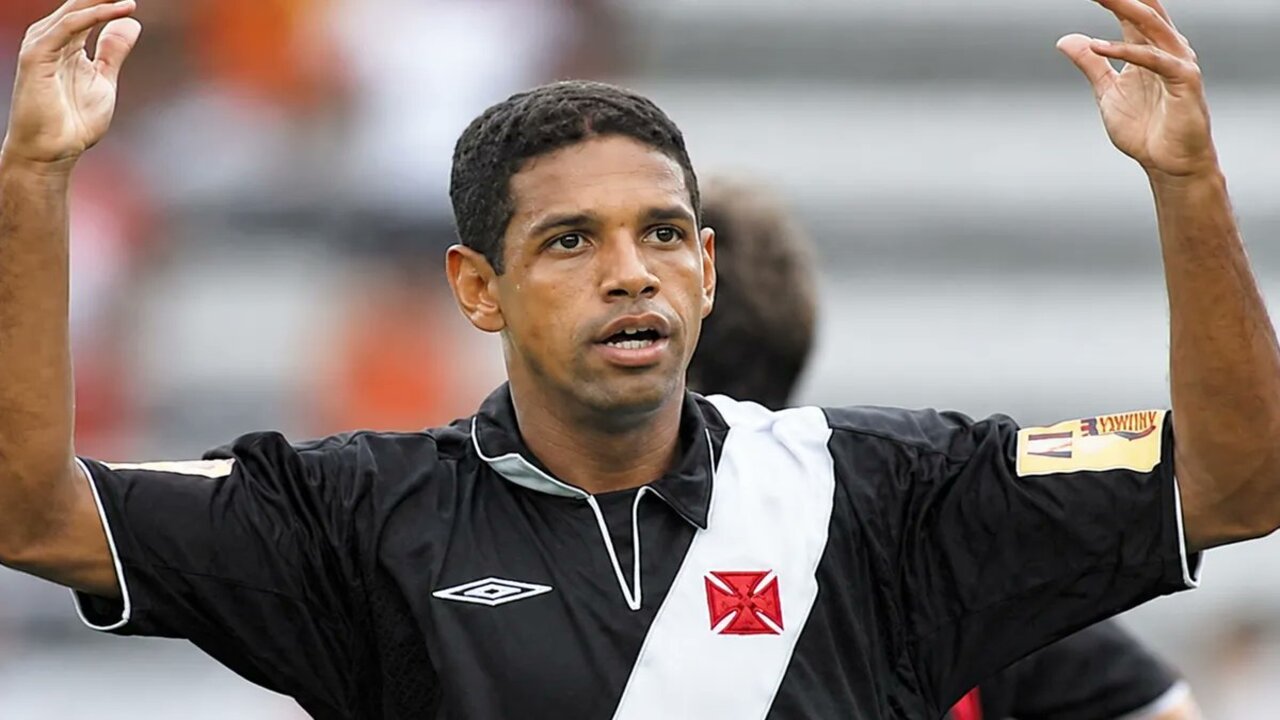Ex-Vasco da Gama e Atlético Mineiro, zagueiro Henrique morre aos 49 anos