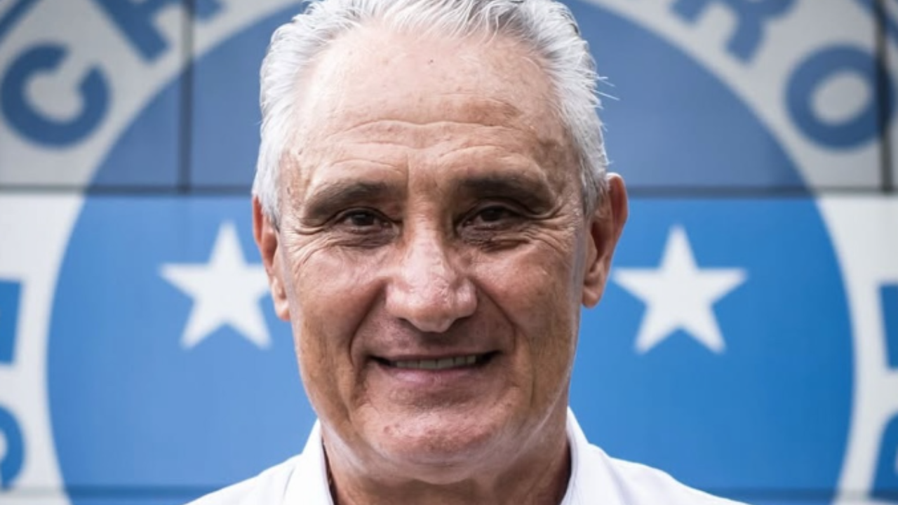 Tite em sua apresentação no Cruzeiro | Reprodução / Instagram / @adenorlbachi