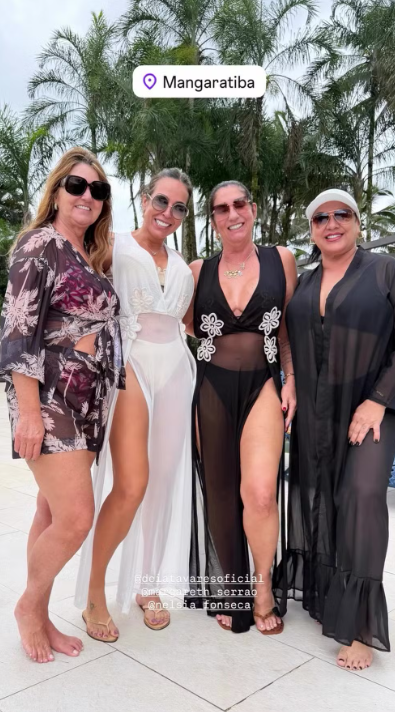 Mãe de Virginia Fonseca curte mansão em Mangaratiba ao lado do namorado e amigas